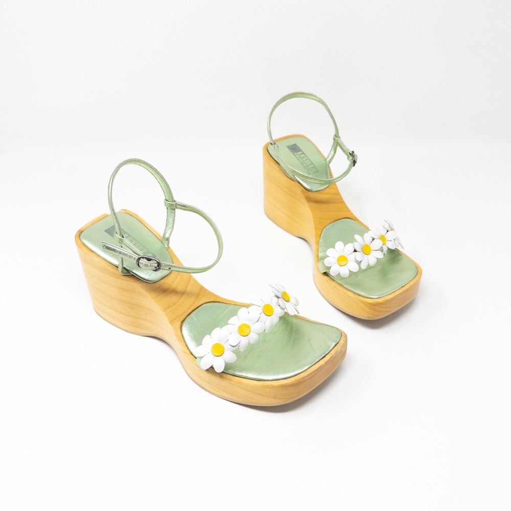 Le Silla Vintage Y2K Daisy Platform Wedge Sandals (Sz EU 38) Floral Metallic